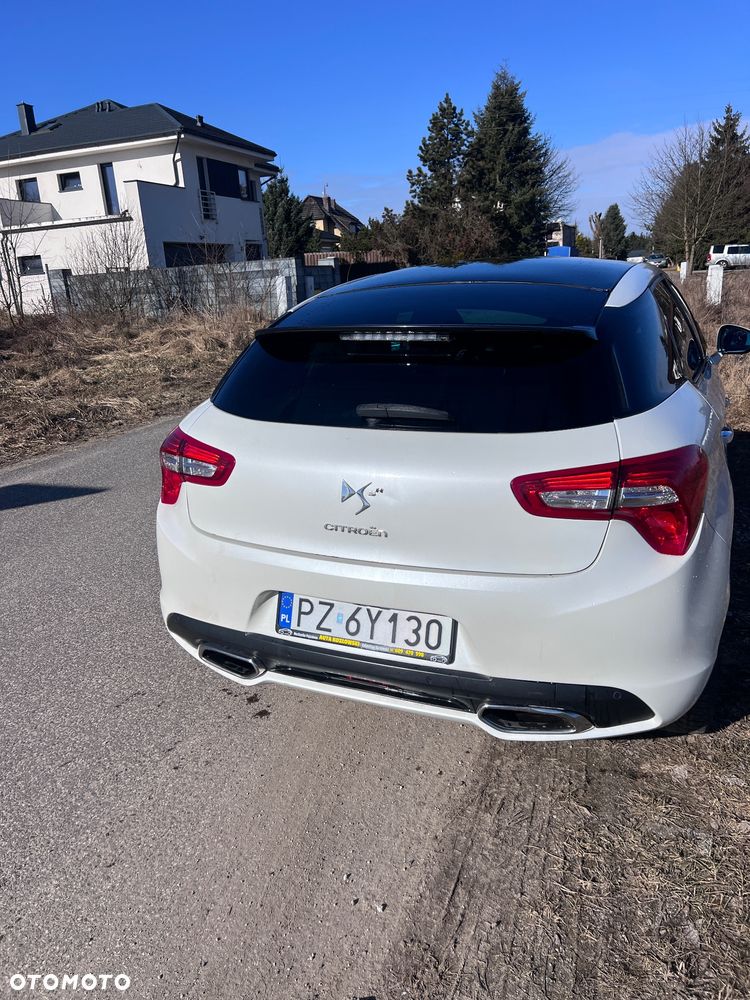 Citroën DS5 Hybrid4 EGS6 SportChic - 7