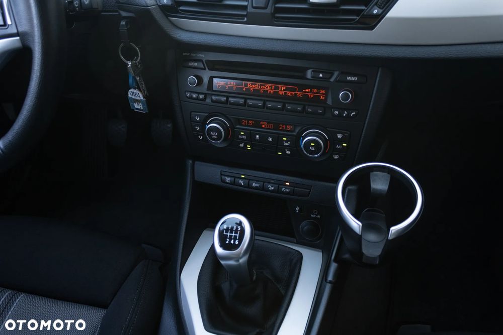 BMW X1 xDrive18d - 32