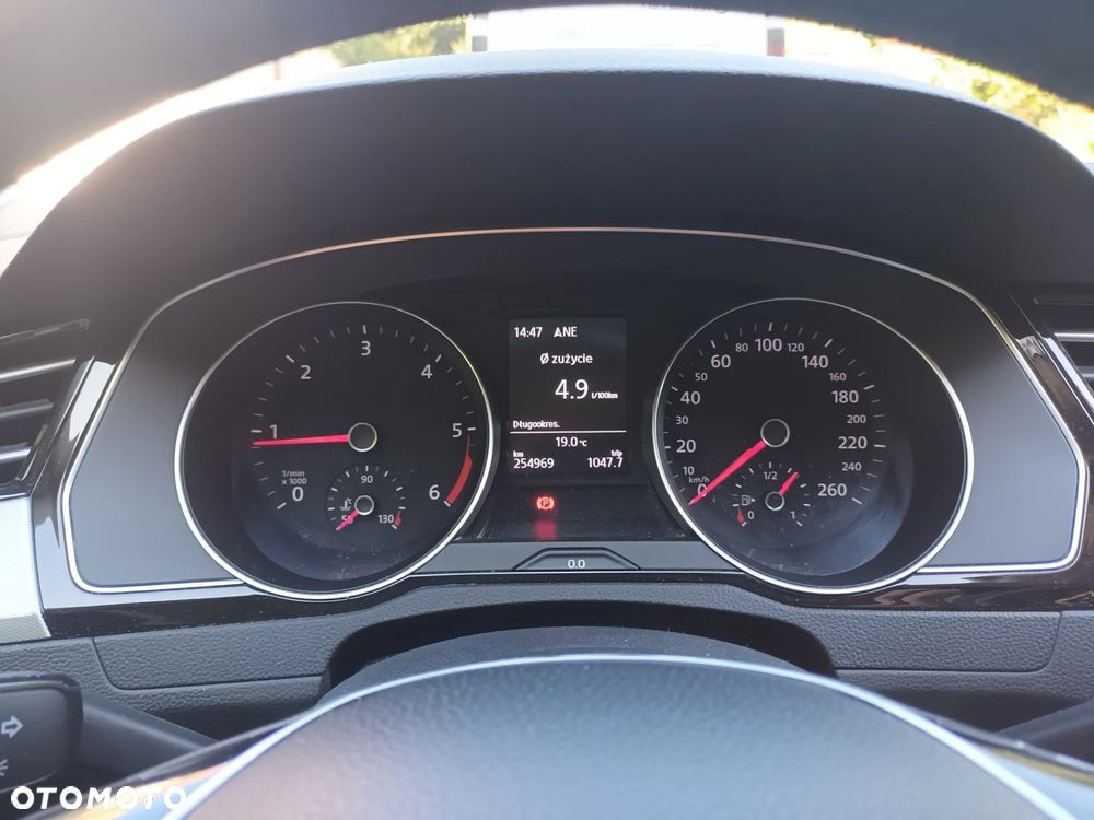 Volkswagen Passat 2.0 TDI BMT Comfortline - 5