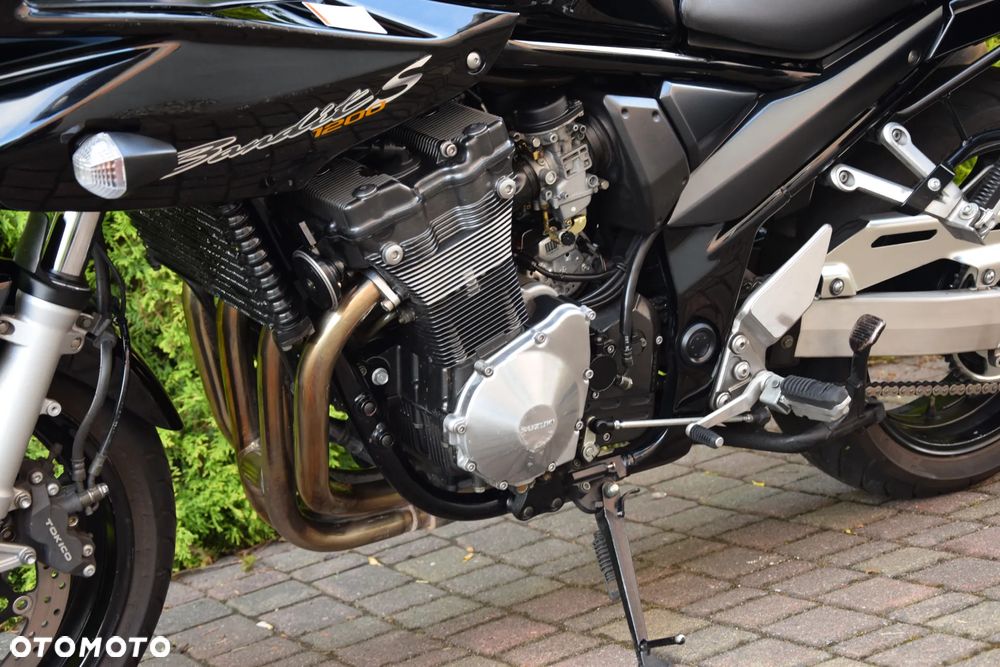 Suzuki Bandit - 11