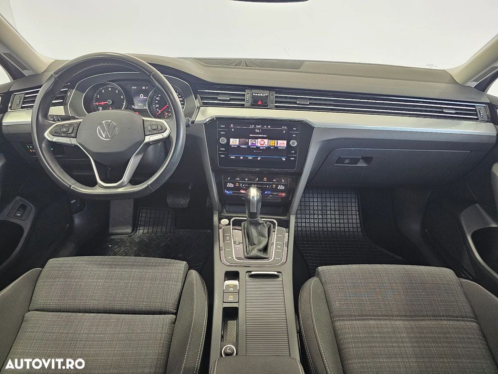 Volkswagen Passat 1.5 TSI ACT DSG Comfortline - 8