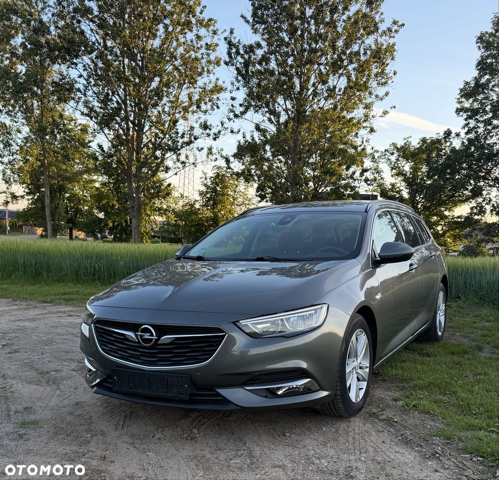 Opel Insignia - 1