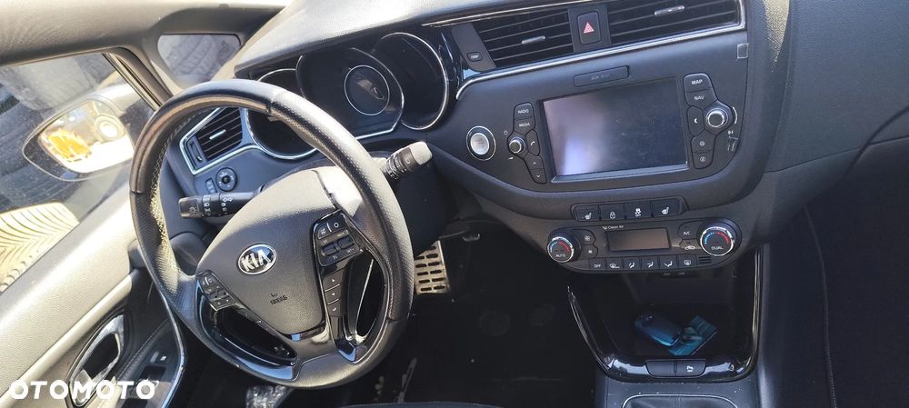 Kia Ceed 1.6 CRDi GT Line - 9