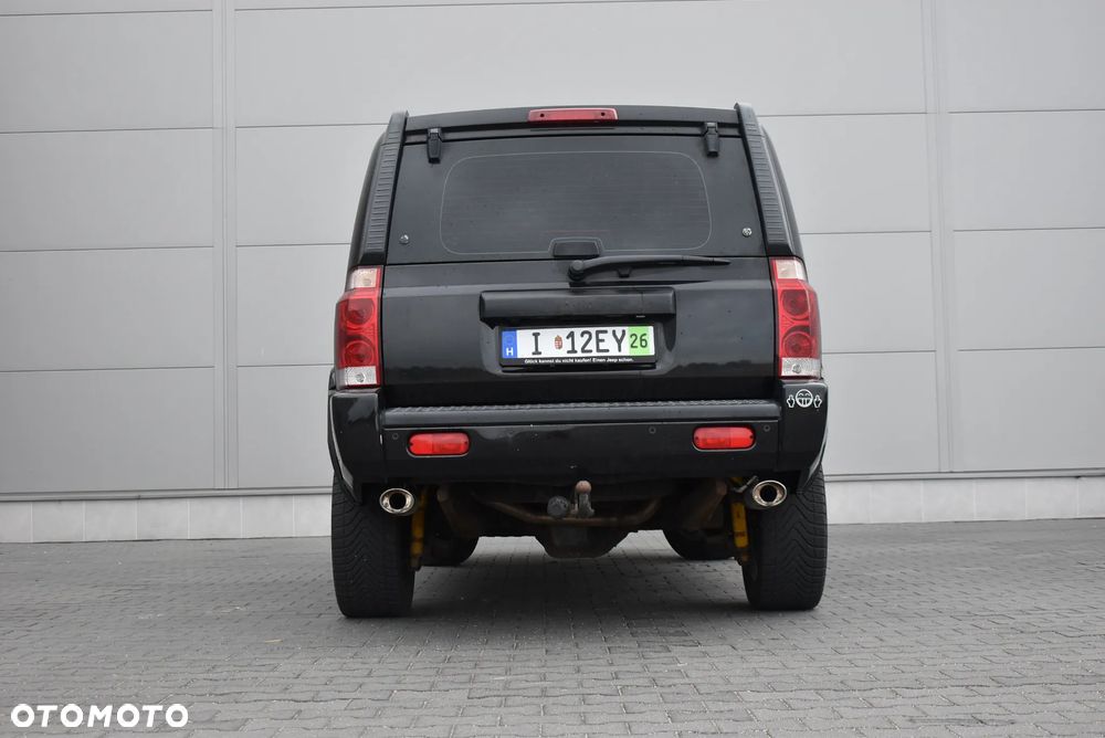Jeep Commander - 32
