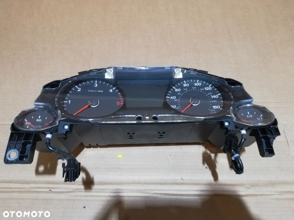 Audi A8 D3 Licznik 4E0920951J ANGLIK