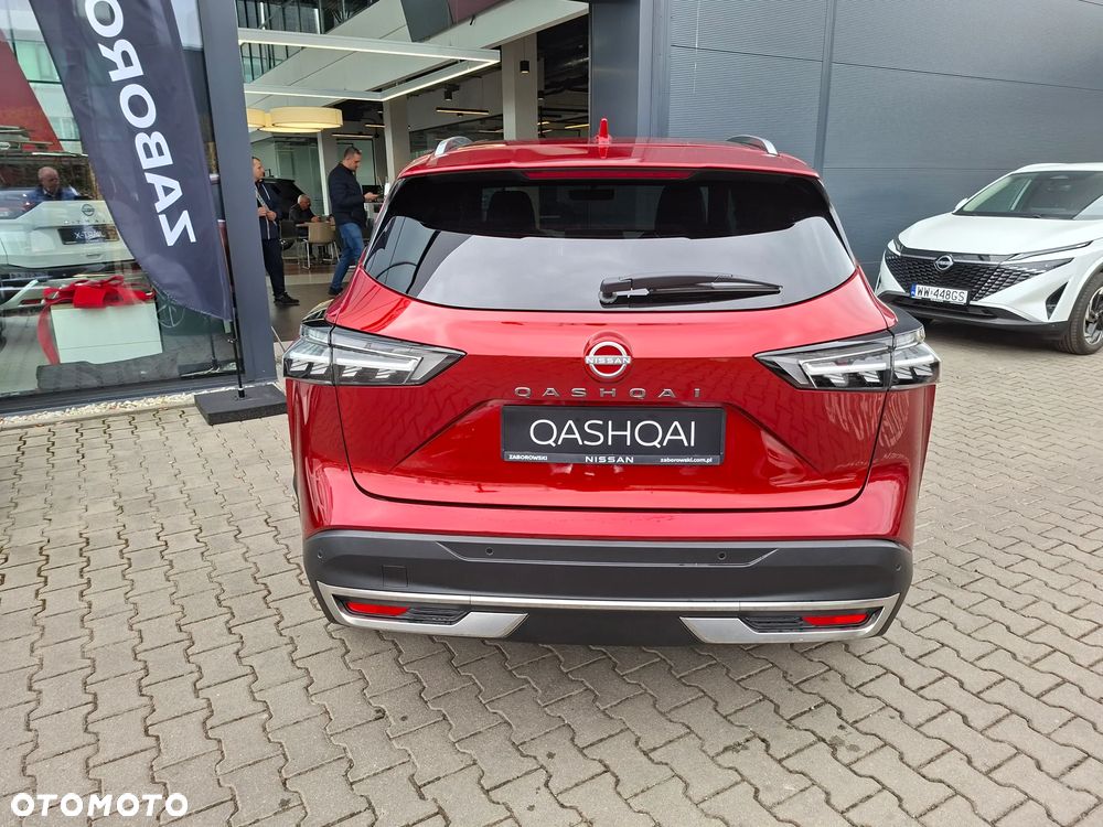 Nissan Qashqai 1.3 DIG-T MHEV 4x4 Tekna Xtronic - 5