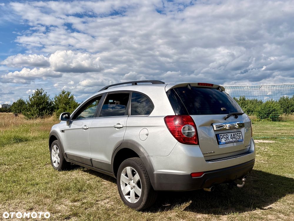 Chevrolet Captiva 2.2 2WD LS - 3