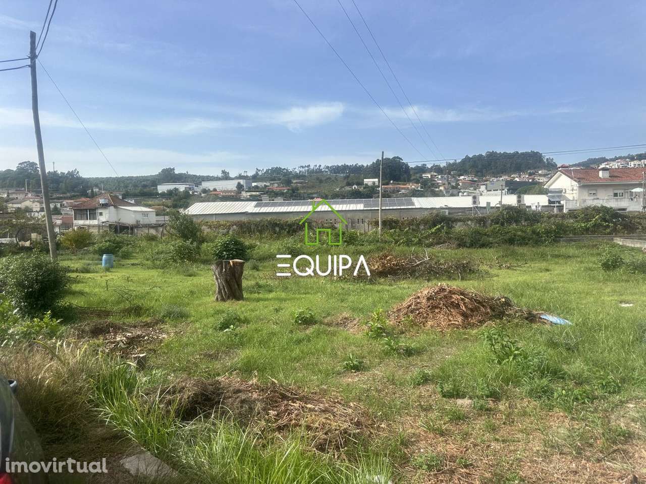 TERRENO PARA CONSTRUÇÃO - Grande imagem: 2/5