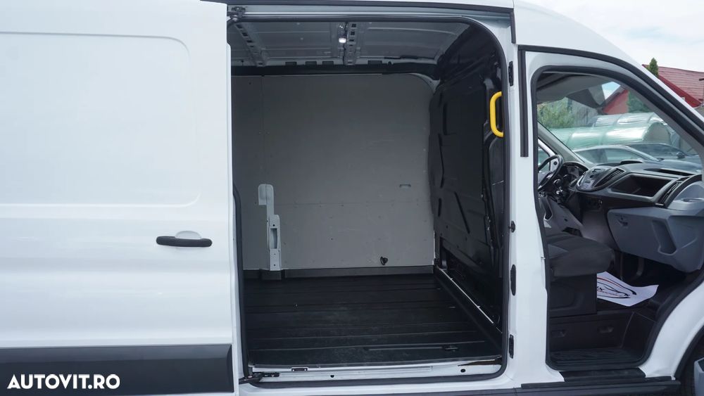 Ford Transit - 22