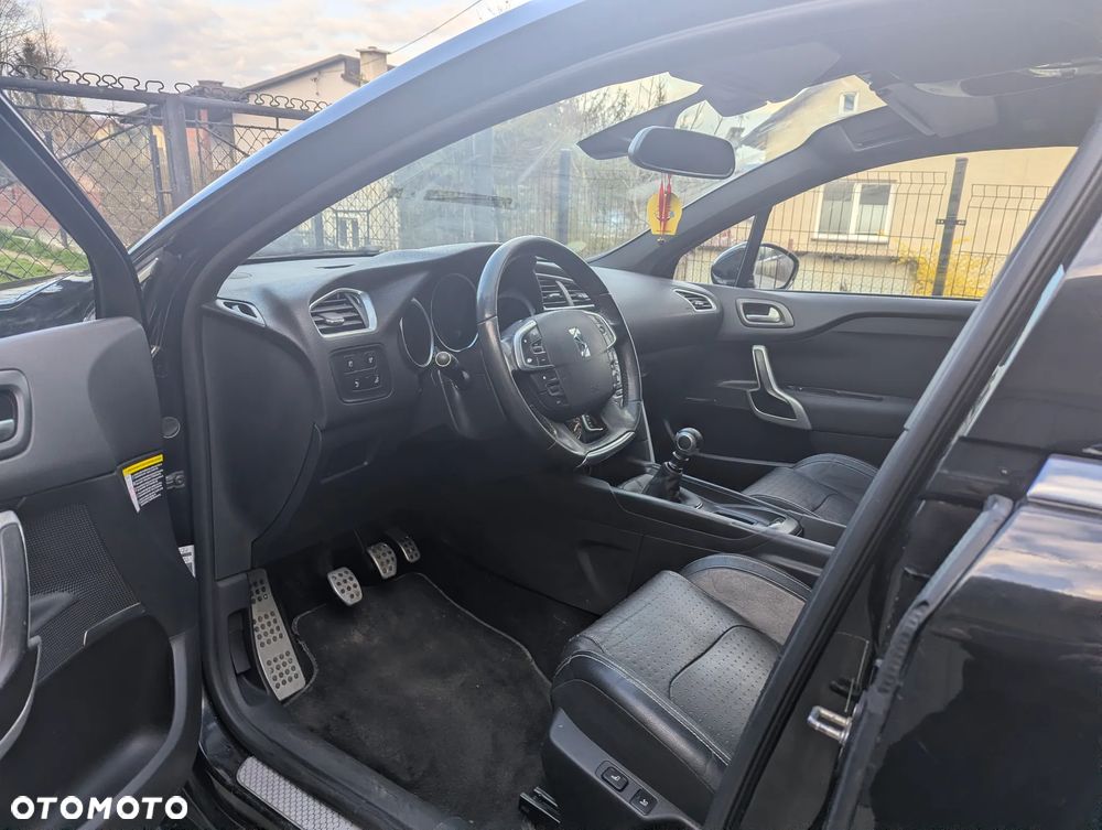 Citroën DS4 HDi 165 SportChic - 14