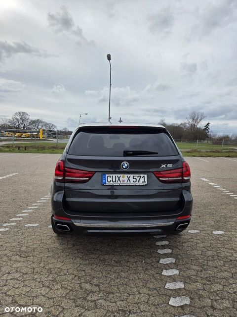 BMW X5 xDrive30d - 7
