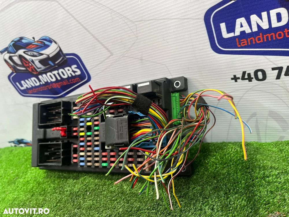 PANOU SIGURANTE MODUL RELEU LAND ROVER DISCOVERY 3 2.7 DIESEL 2007 COD OEM YPP500080 5H2214A074AA 2005-2009 - 2