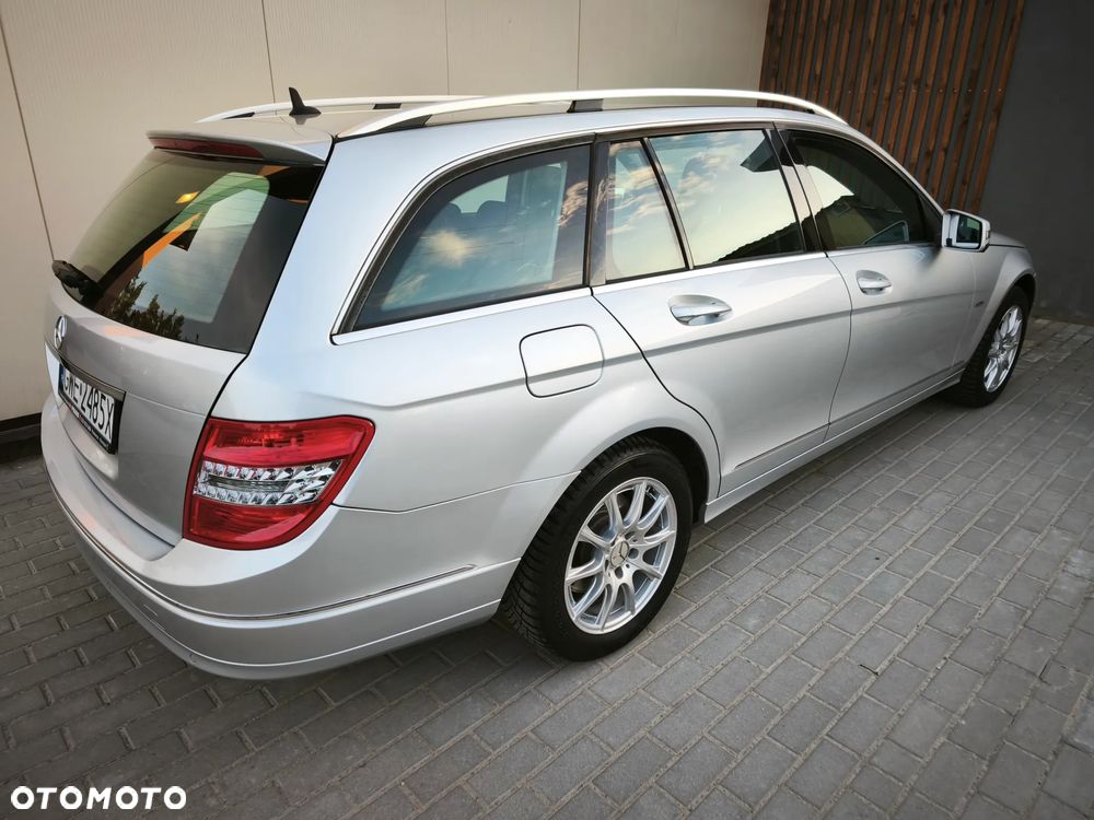 Mercedes-Benz Klasa C 200 (BlueEFFICIENCY) 7G-TRONIC Elegance - 5
