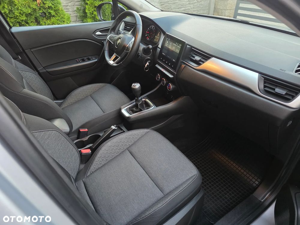 Renault Captur - 31