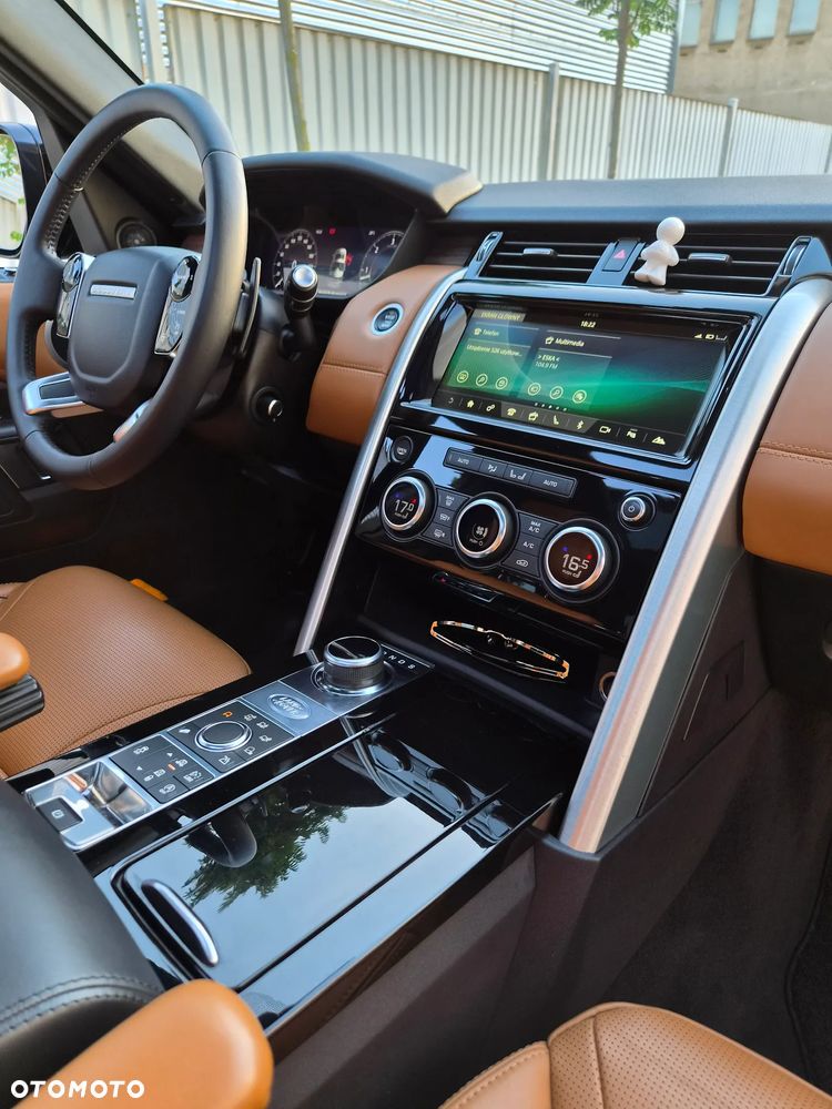 Land Rover Discovery 3.0 TD6 HSE Luxury - 15