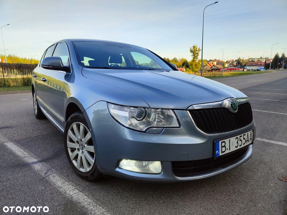 Skoda Superb 2.0 TDI 4x4 Elegance DSG - 3
