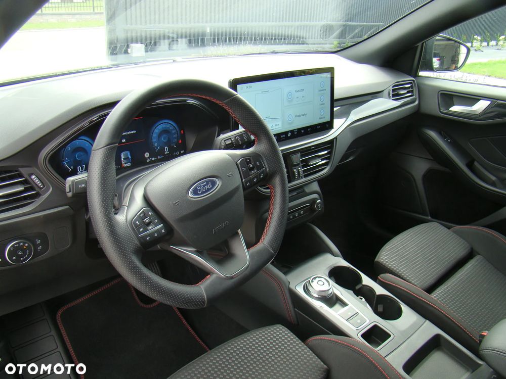 Ford Focus 1.5 EcoBlue STart-Stopp-System ST-LINE X - 25