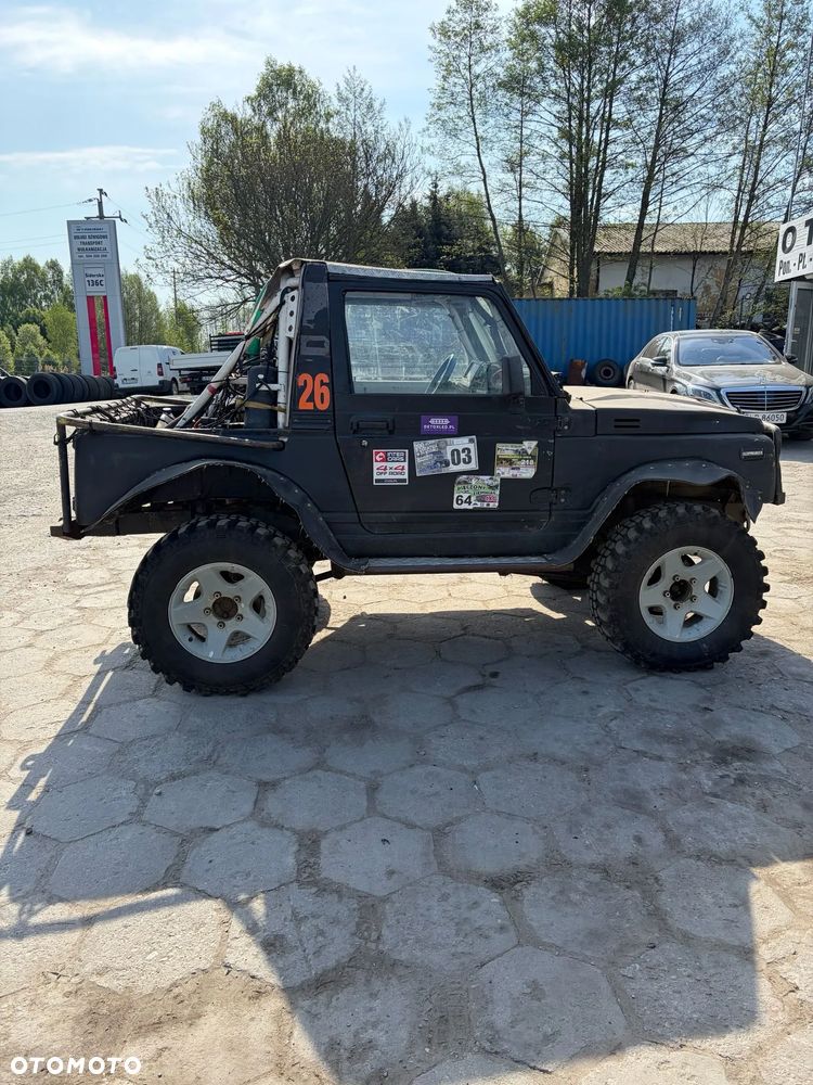 Suzuki Samurai - 2