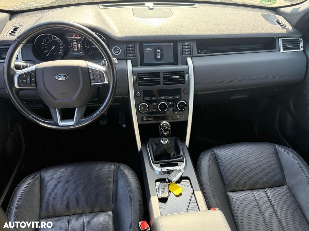 Land Rover Discovery Sport - 10
