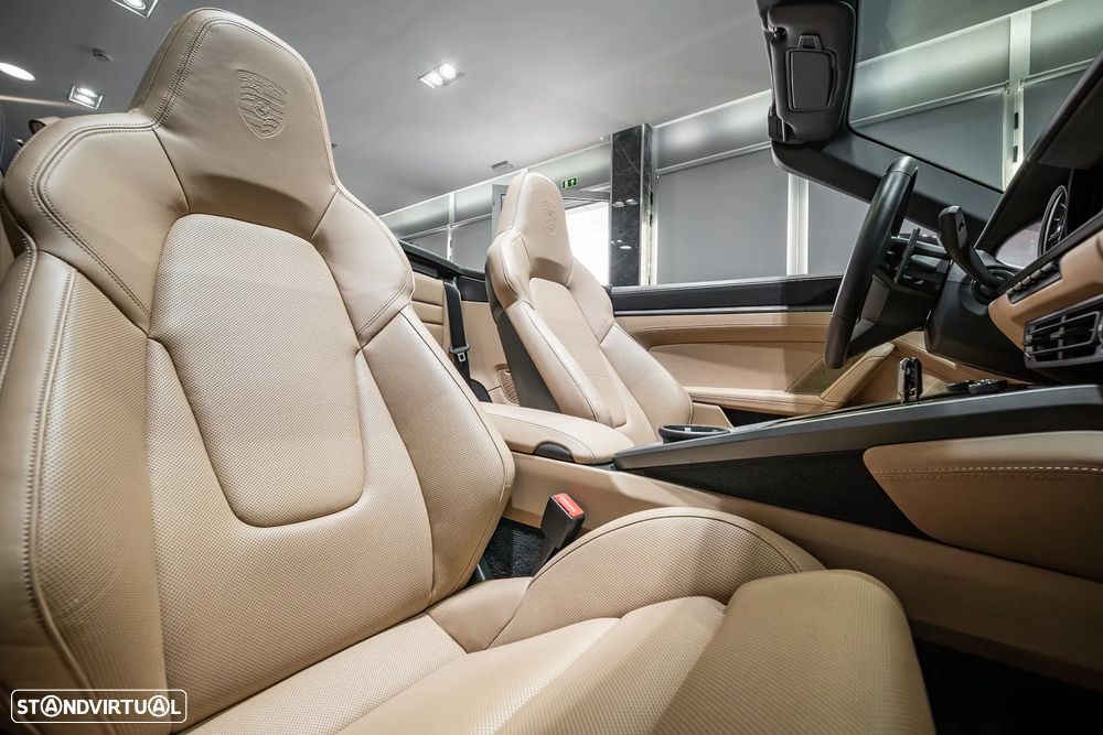 Porsche 911 (992) Carrera S Cabriolet PDK - 17