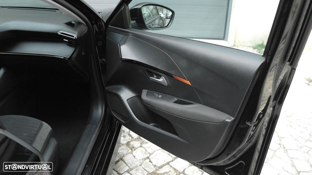 Peugeot 208 1.2 PureTech Active - 19
