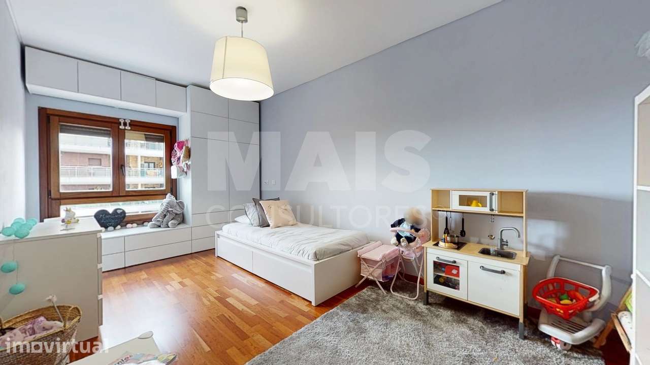 Apartamento T3 nos Terraços da Ponte com 2 Varandas e Box de 60m2 - Grande imagem: 5/41