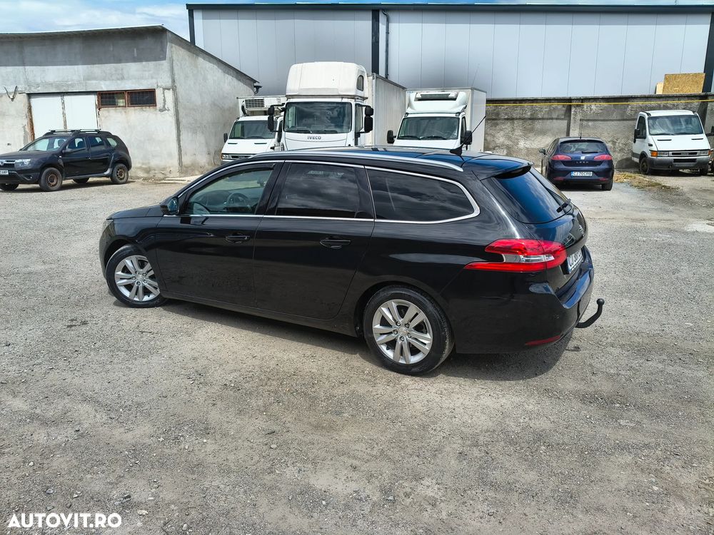 Peugeot 308 - 4