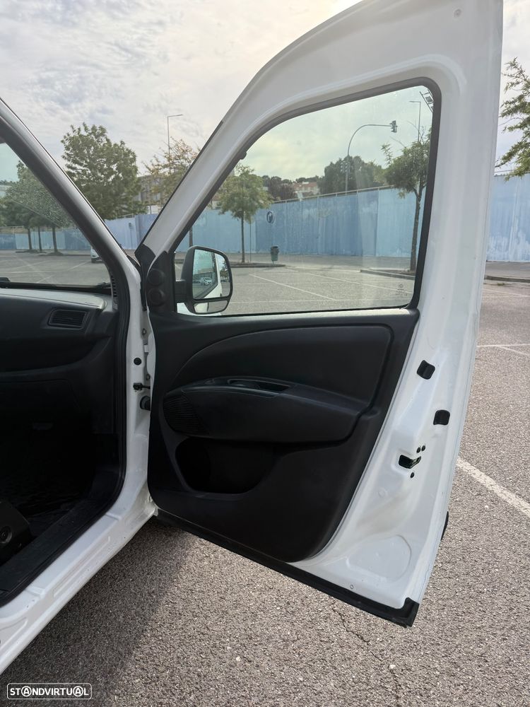 Opel Combo - 15