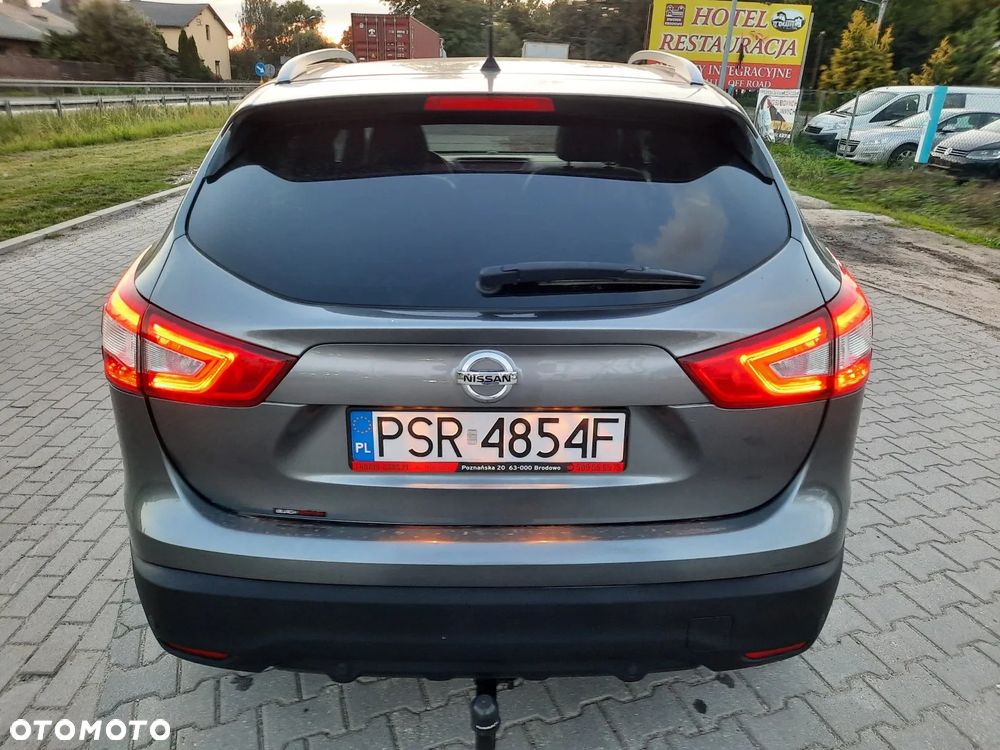 Nissan Qashqai 1.2 DIG-T Xtronic TEKNA - 8