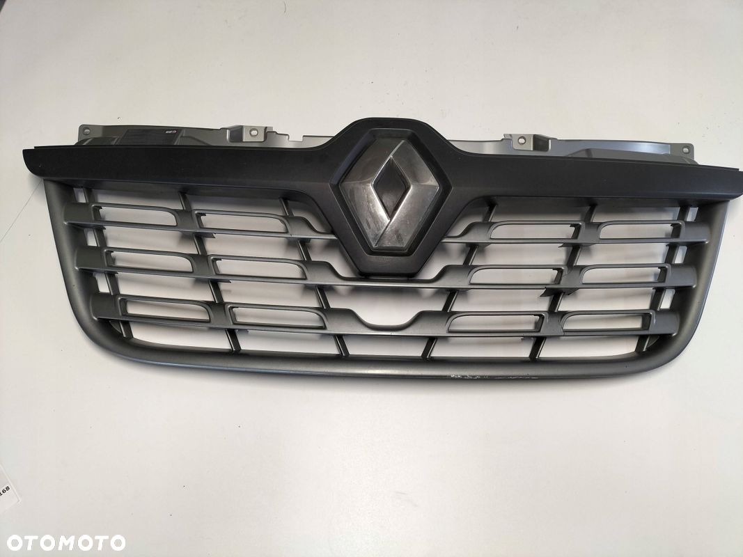 ATRAPA CHŁODNICY GRILL RENAULT MASTER III - 1