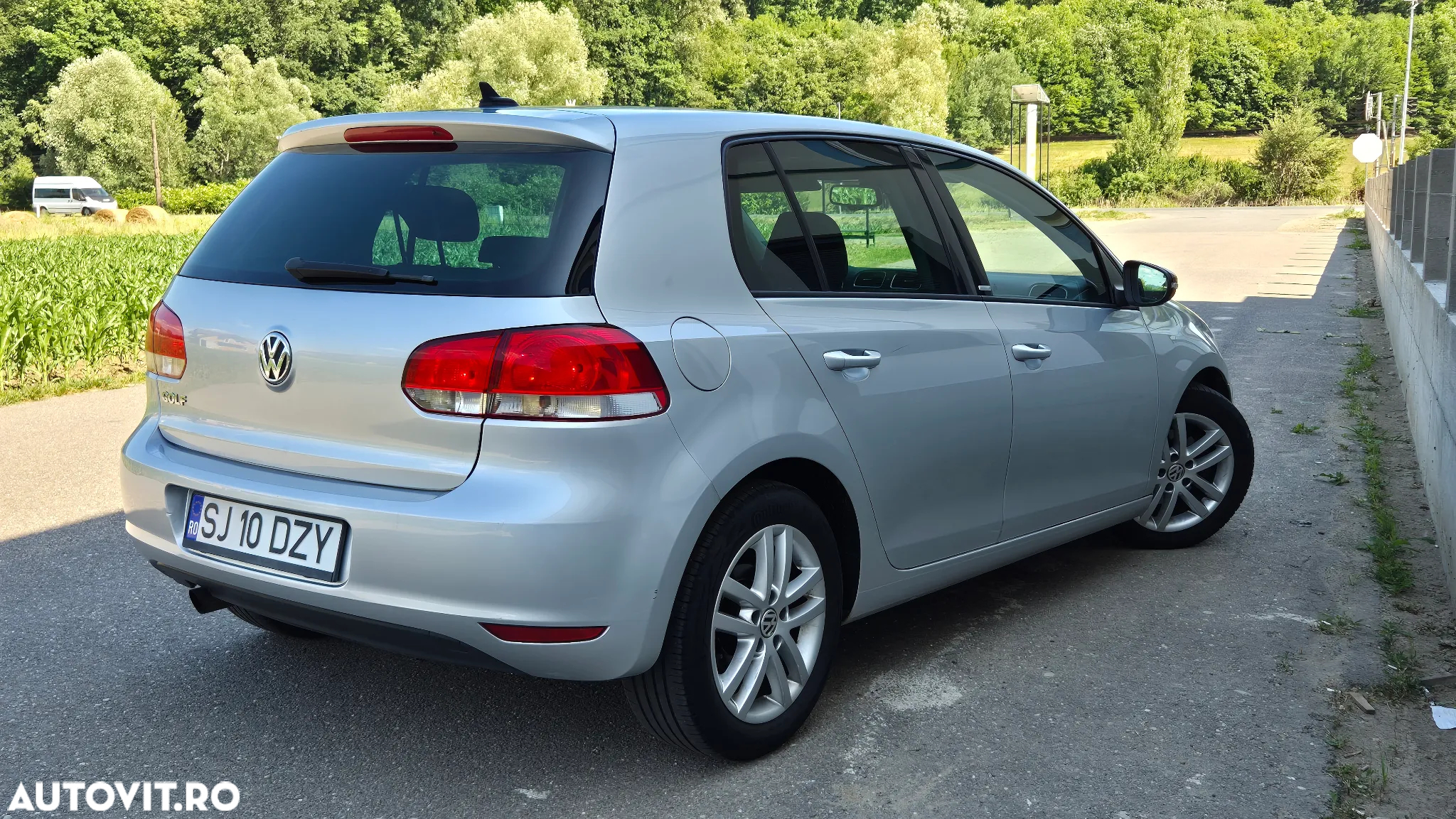 Volkswagen Golf 1.6 TDI DPF BlueMotion Technology Style - 4