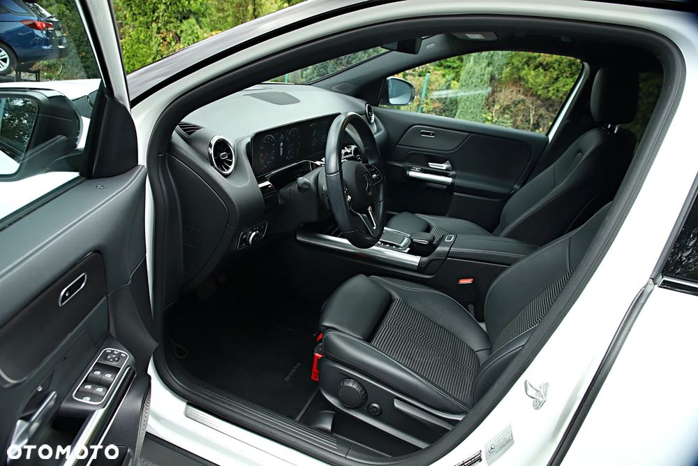 Mercedes-Benz GLA 200 Style - 18