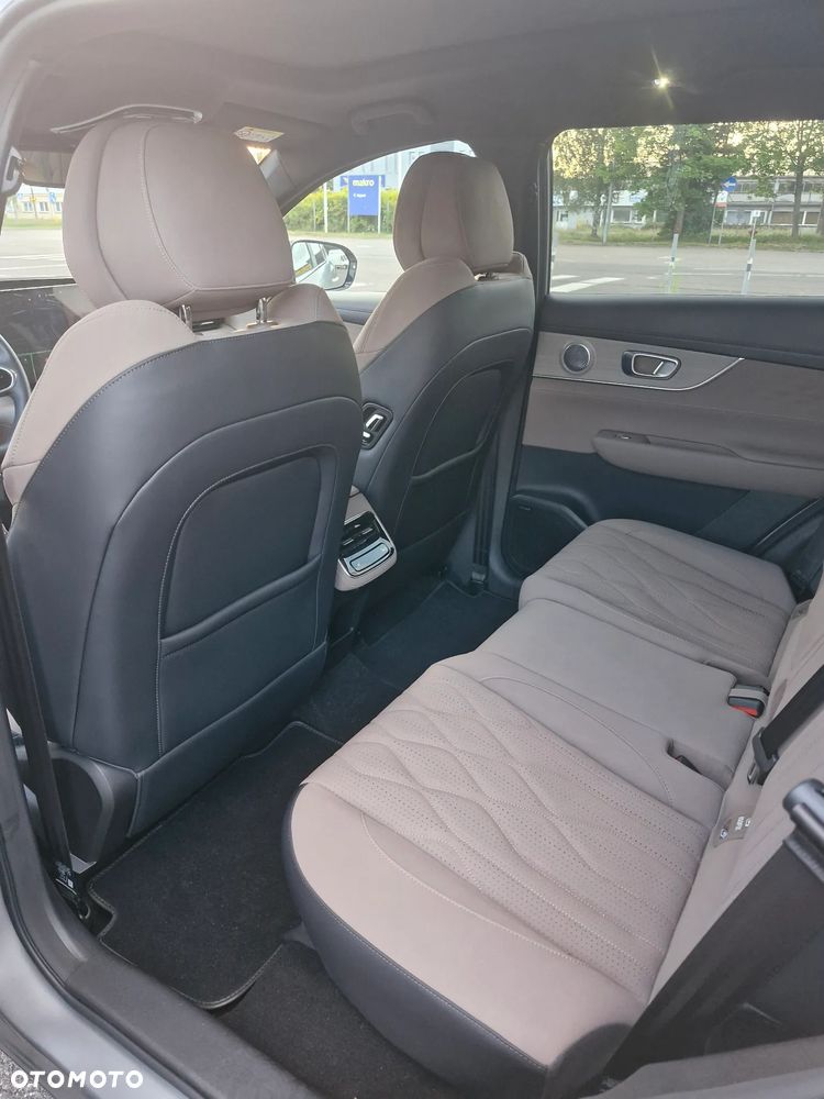 Chery Tiggo 8 1.5 T-GDI Super Hybrid Prestige DCT - 13
