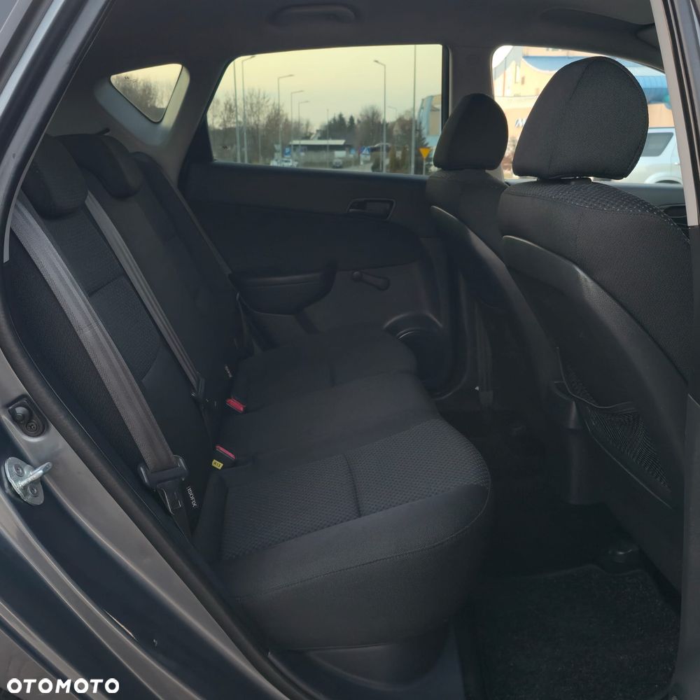 Hyundai i30 1.4 Blue Classic - 24