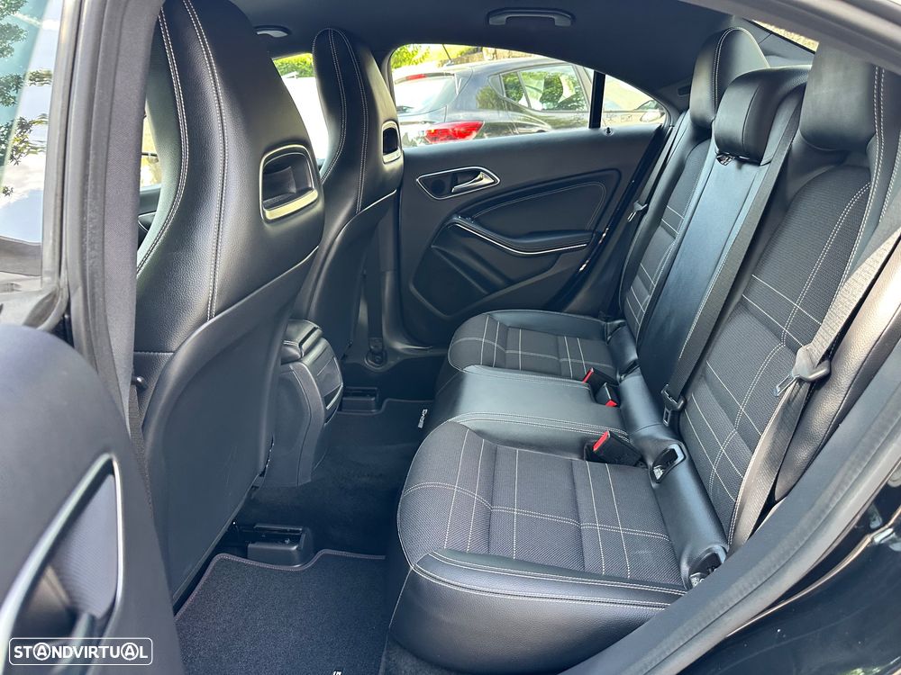 Mercedes-Benz CLA 220 CDI Urban Aut. - 31