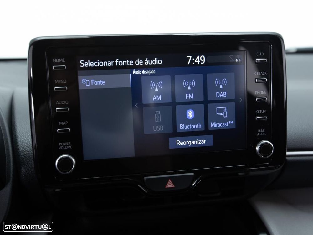 Toyota Yaris Cross 1.5 HDF Comfort Plus - 21