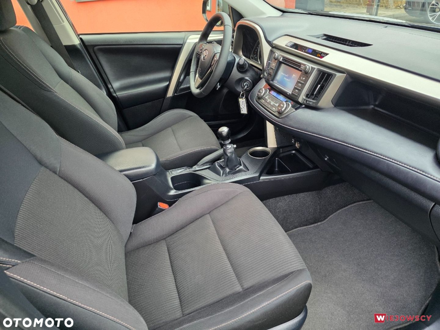 Toyota RAV4 - 17