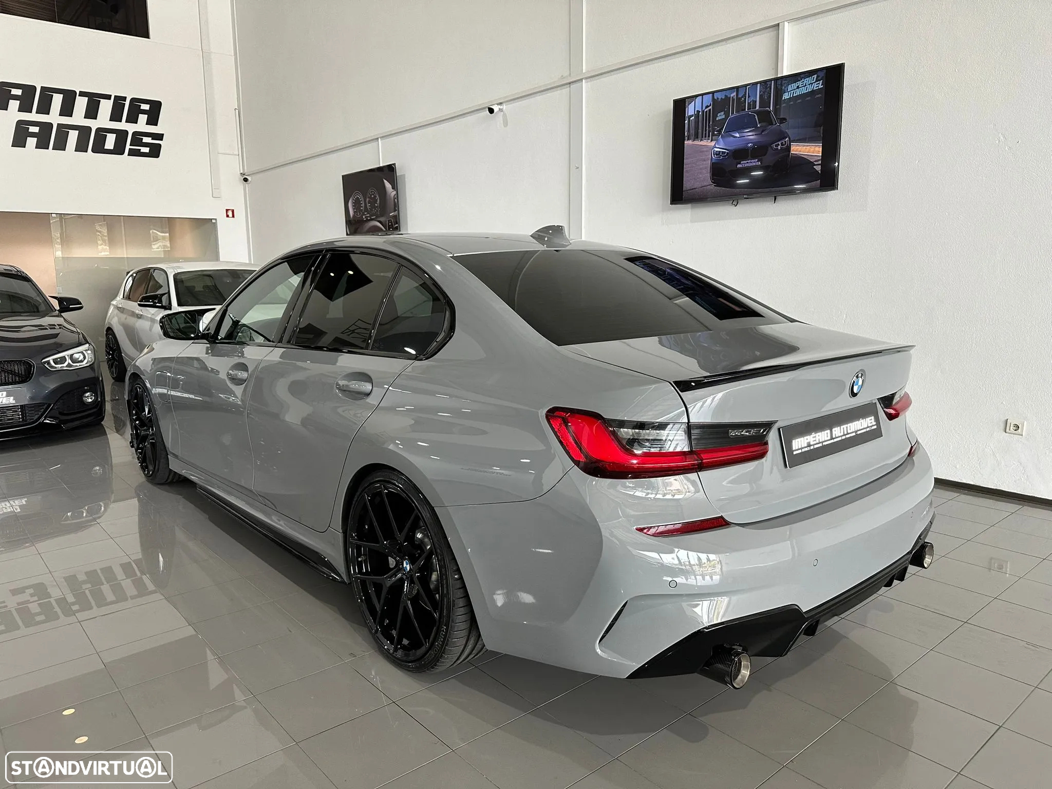 BMW 330 - 21