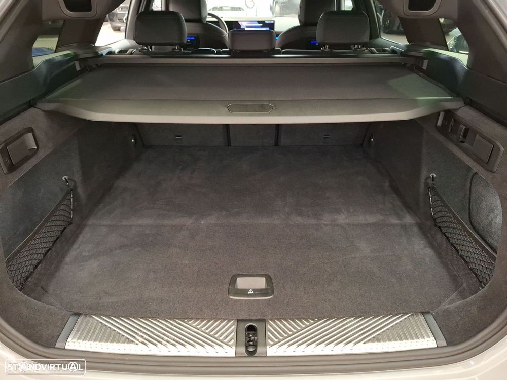 BMW 530 e Pack Desportivo M - 30