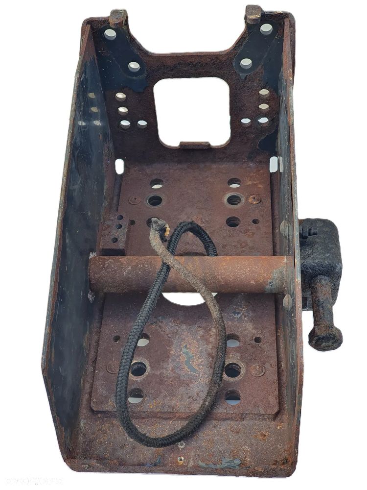 WINDA WIESZAK KOŁA ZAPASOWEGO STELAZ  IVECO EUROCARGO - 1