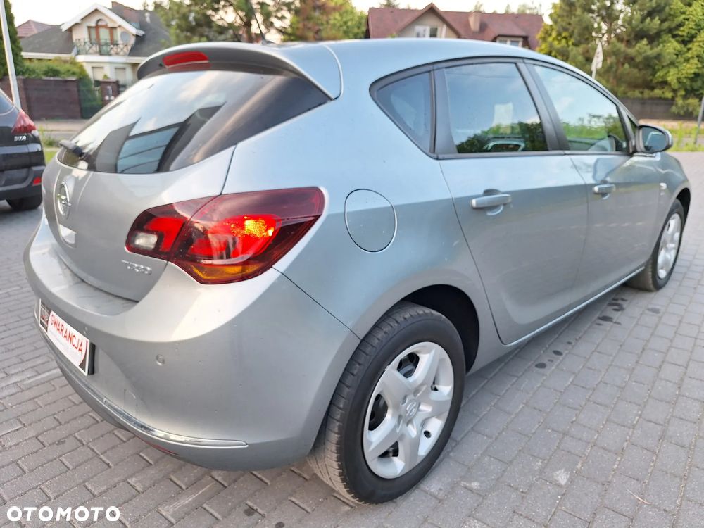 Opel Astra 1.4 Turbo ENERGY - 4