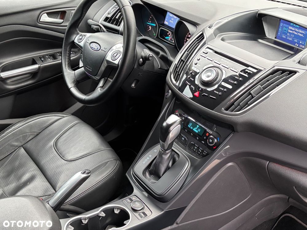 Ford Kuga 2.0 TDCi 4WD Titanium Plus - 23