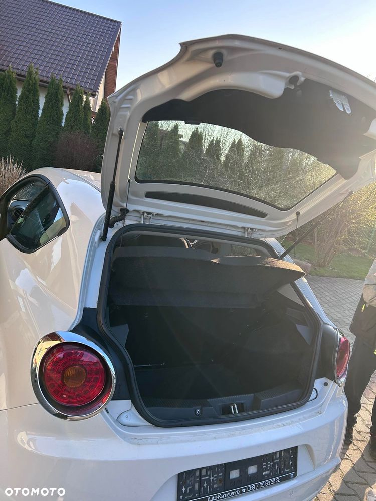 Alfa Romeo Mito - 8
