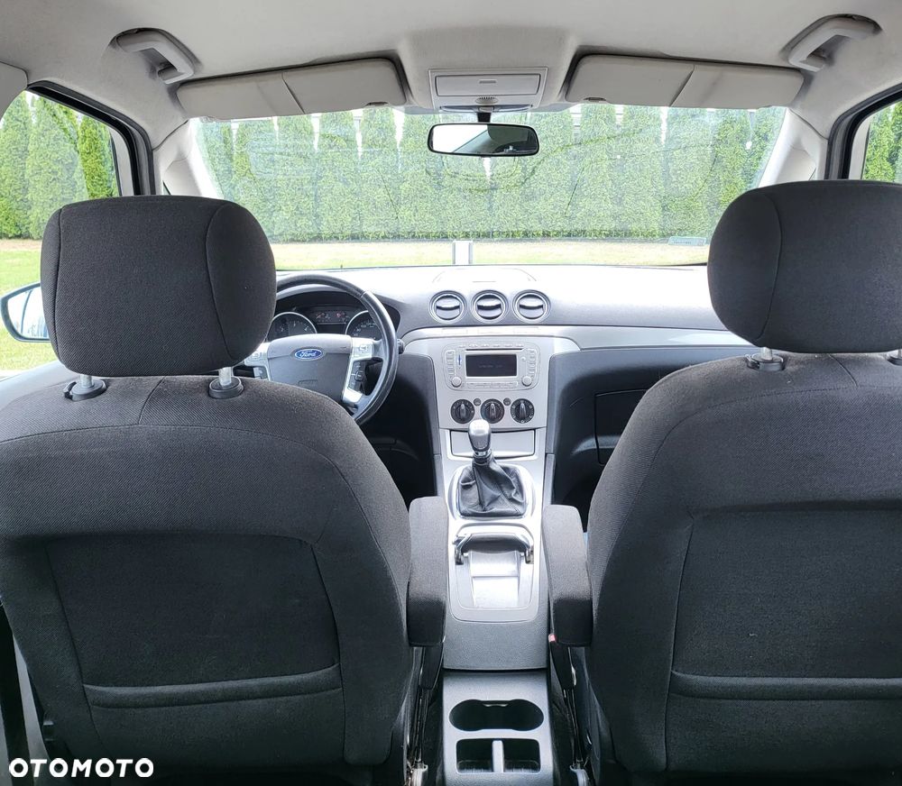 Ford Galaxy 1.8 TDCi Ambiente - 16