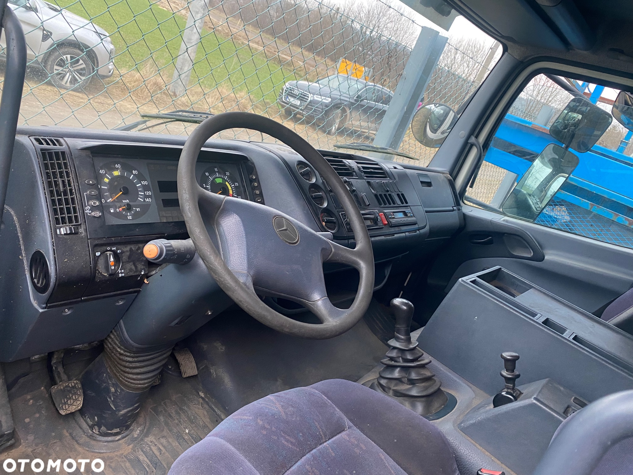 Kabina Mercedes Atego Axor - 10