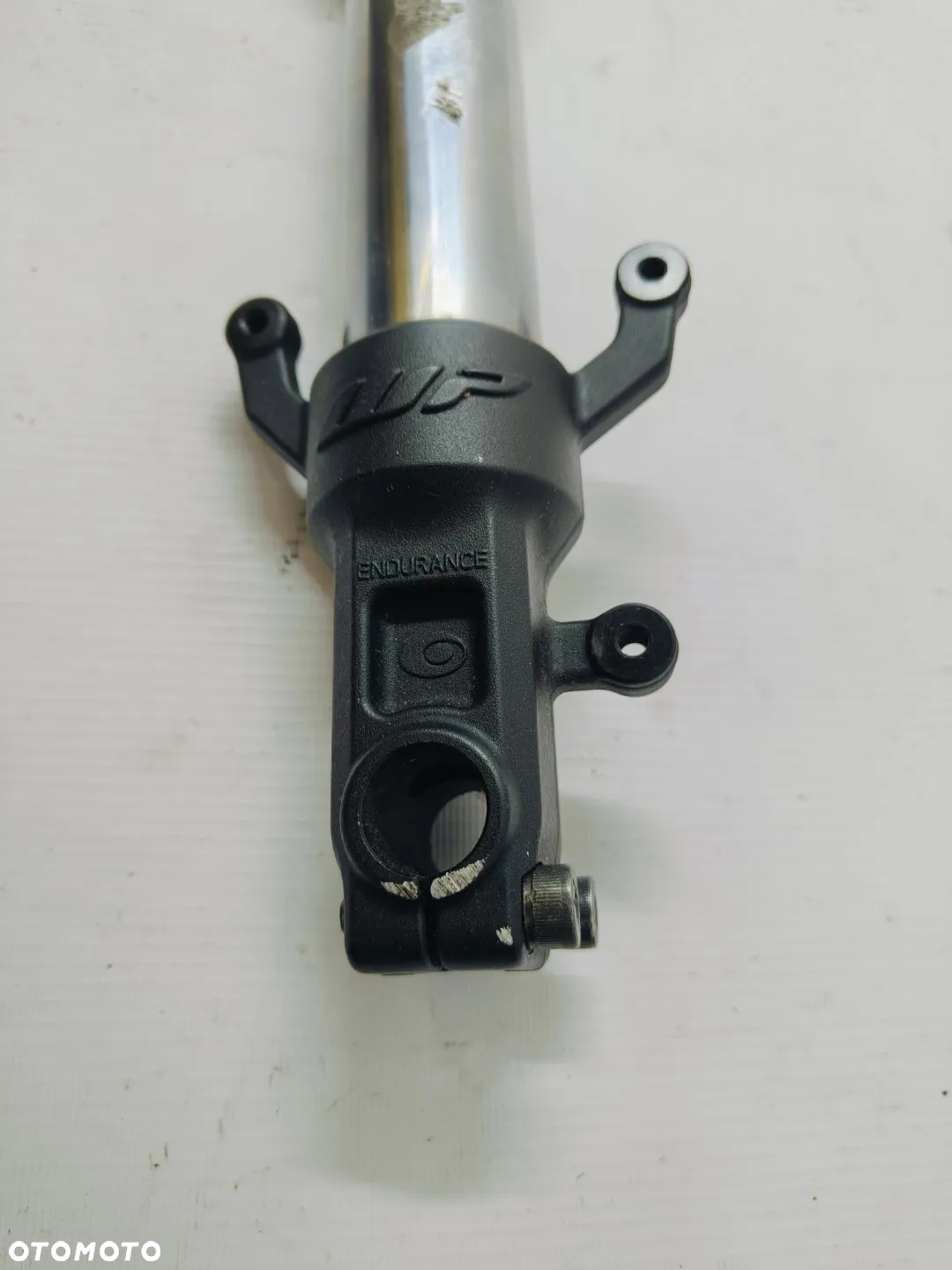 Laga amortyzatora KTM 390,125 Duke ,prawa - 3