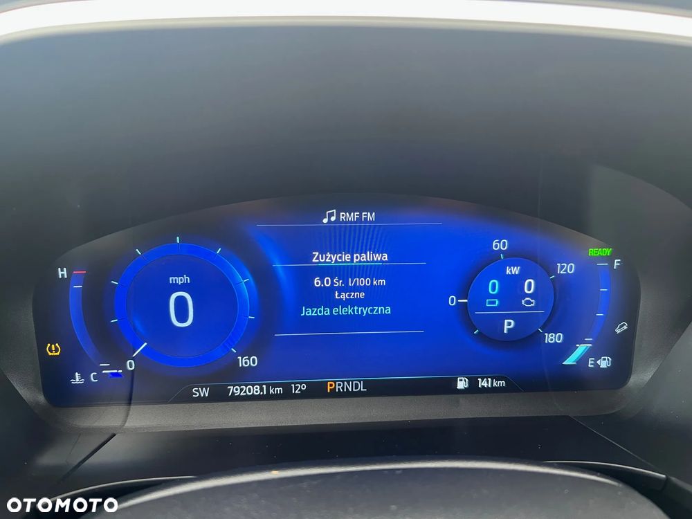 Ford Kuga 2.5 Duratec FHEV 4x4 TITANIUM - 11