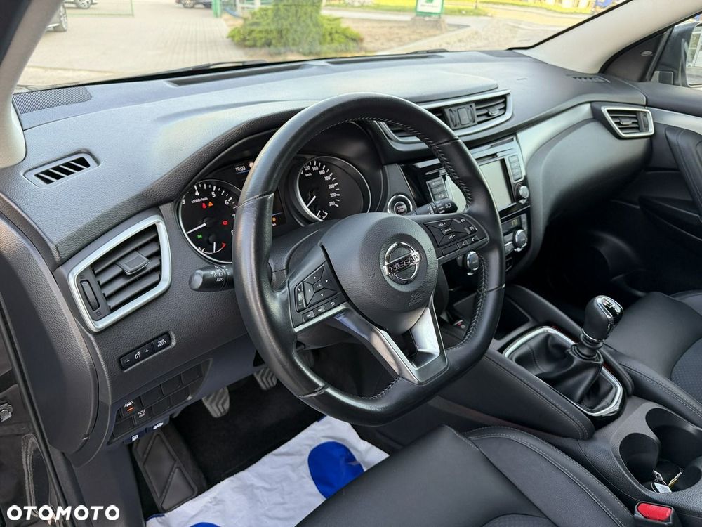Nissan Qashqai 1.3 DIG-T Tekna - 22