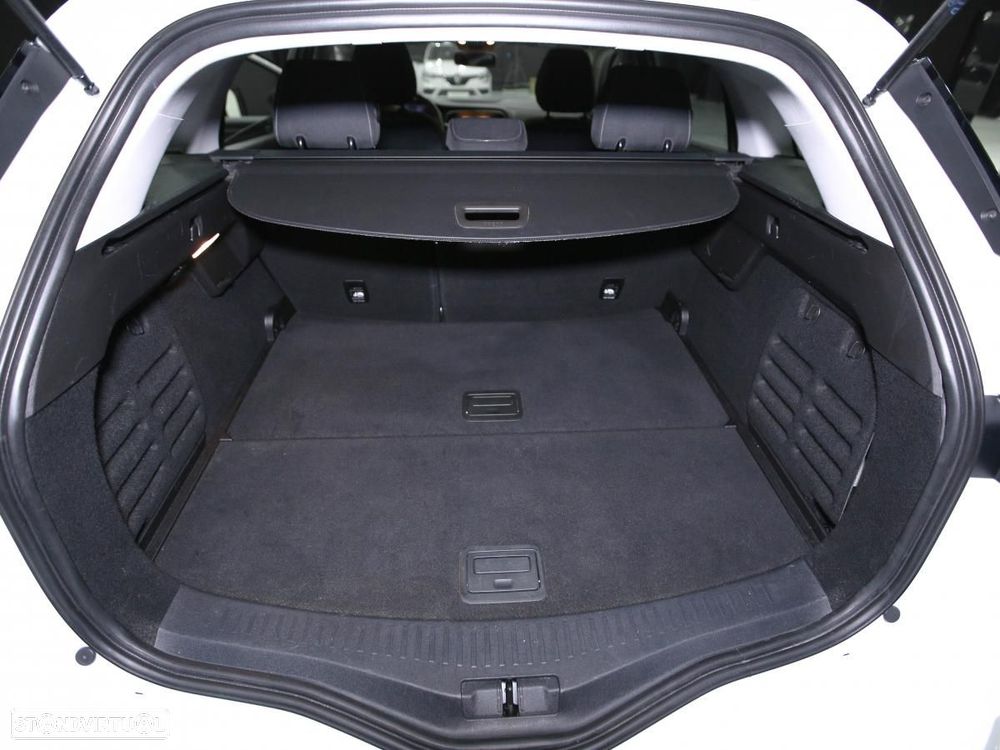 Renault Mégane Sport Tourer 1.5 Blue dCi Limited - 11