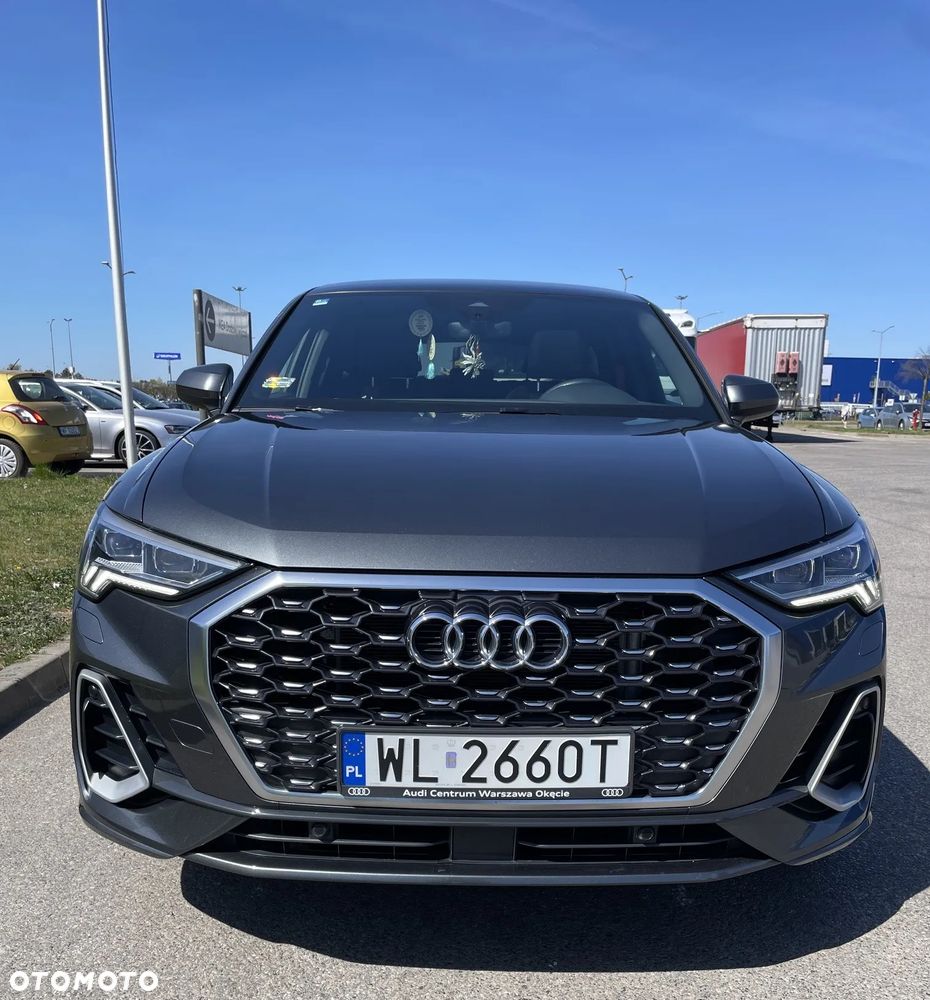 Audi Q3 - 1